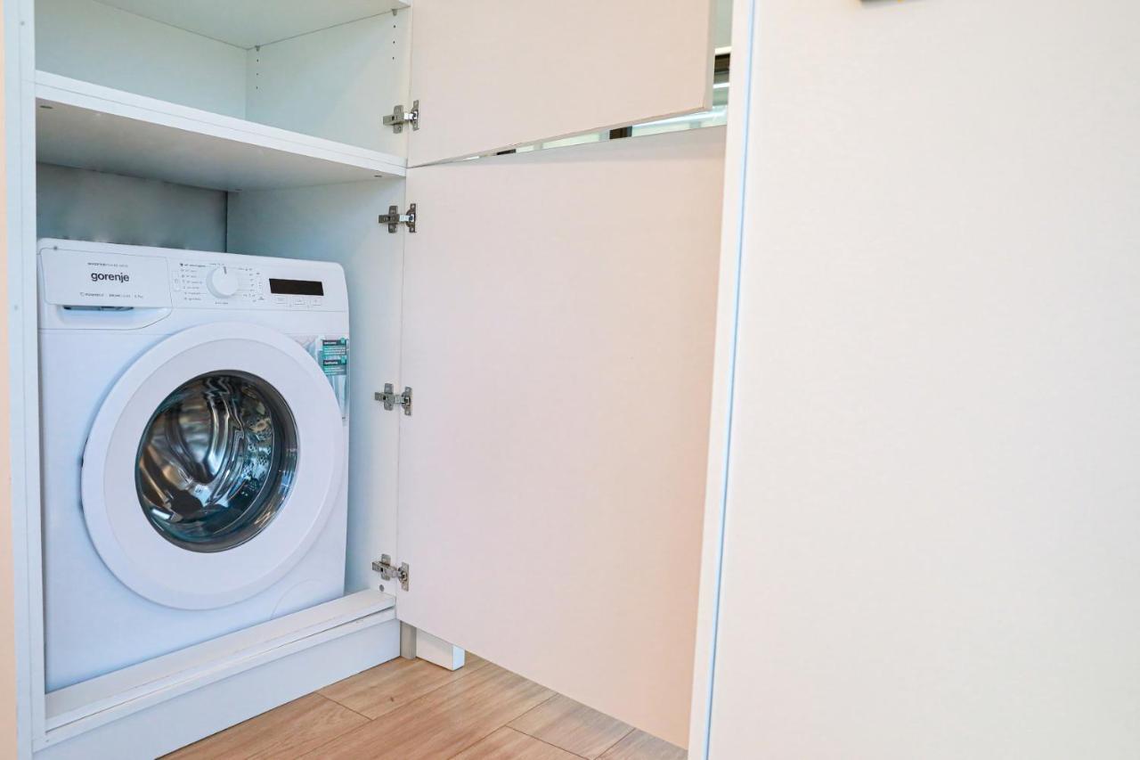 The First Key Luxury & Small Apartment In The Center Of Xánthi Kültér fotó