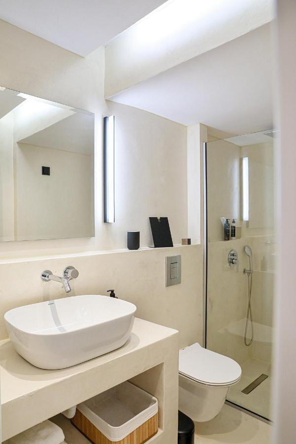 The First Key Luxury & Small Apartment In The Center Of Xánthi Kültér fotó