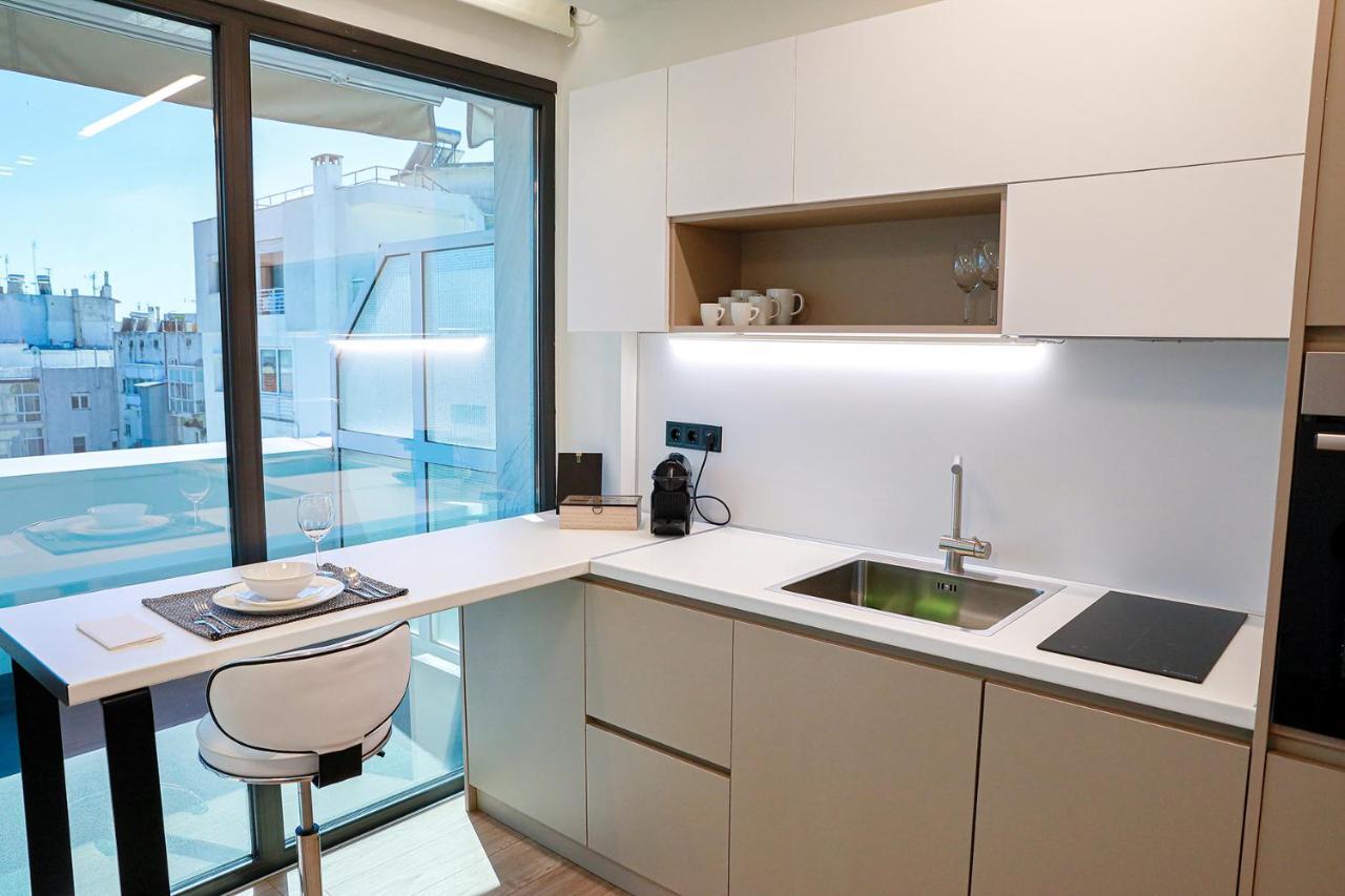 The First Key Luxury & Small Apartment In The Center Of Xánthi Kültér fotó